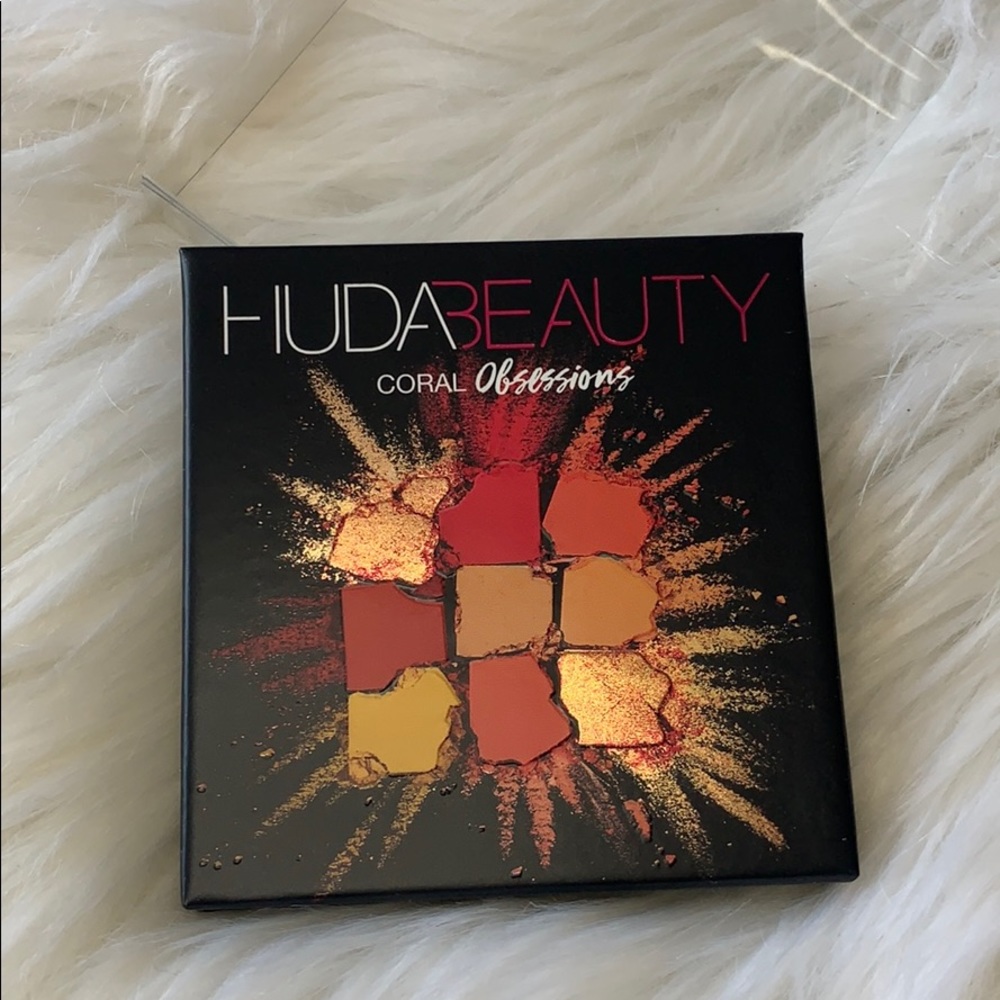 BN Huda Beauty Coral obsessions